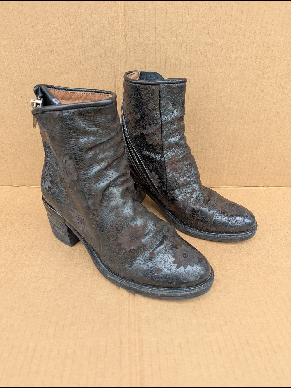 A.S.98 Floral Embossed Leather Ankle Boots Boho Grunge Stacked Block Heel 38